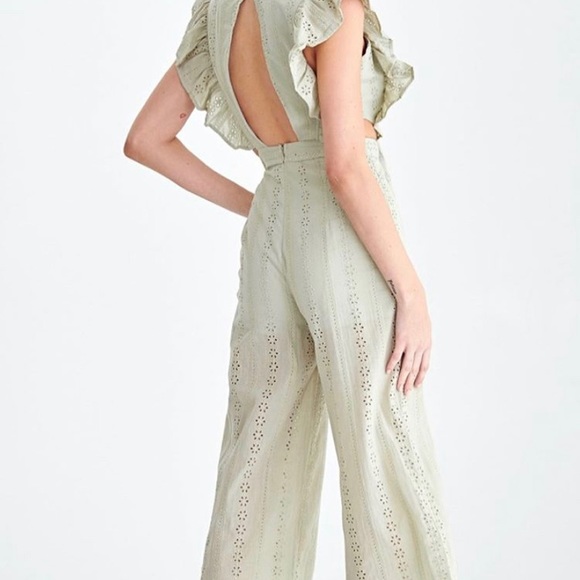 Brand new boutique jumpsuit from my boutique - Picture 2 of 5